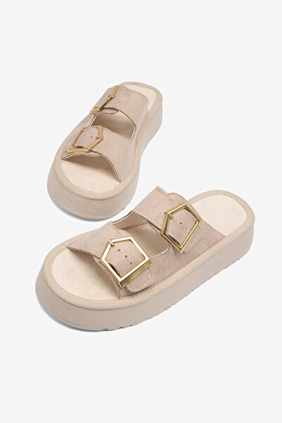 Tonny Black Γυναικείες παντόφλες μπεζ άνετες με ψηλή σόλα και αγκράφα