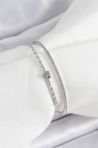 Nehir Stylish Brass Silver Color Zircon Stone Heart Detailed Women's Bracelet...