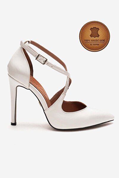 Ayakkabı Ateşi Γνήσιο δερμάτινο λευκό λουστρίνι με μυτερή μύτη και ψηλό λεπτό...