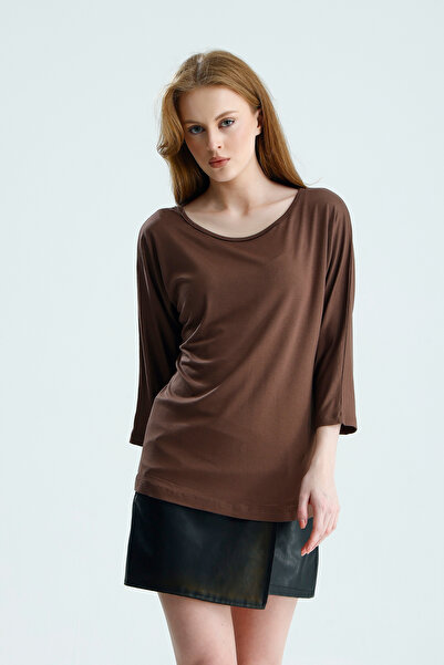 Madame QAN's Μπλούζα με φαρδύ γιακά και μανίκια τριών τετάρτων