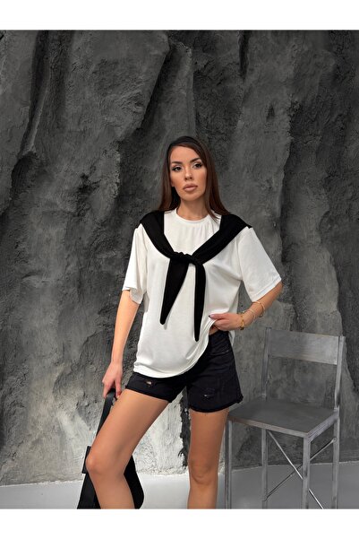 LE CARAMBOLE Γυναικείο λευκό μαύρο μπλουζάκι με λεπτομέρεια δέσιμου σαλιάρας