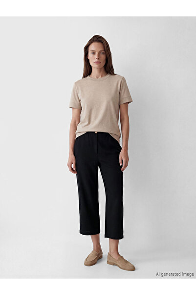 LC Waikiki Black elastic waist standard fit women's capri