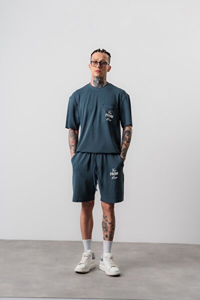 Respire Ανδρικό μπλουζάκι και σορτς σετ με στάμπα Far From Basic, κανονική εφ...