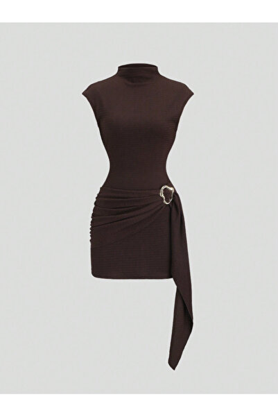 blck & premium Μίνι φόρεμα Usa Tredns με λεπτομέρεια από ύφασμα μπουρούνι και...