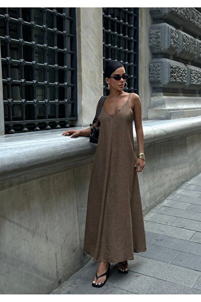 Les Séduisantes c.a. Λινό φόρεμα με ρυθμιζόμενο λουράκι και μακρύ γιακά Degaje