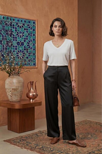 Betimoda Women's Deep V-Neck Short Sleeve Stretchy Viscose Bodysuit White