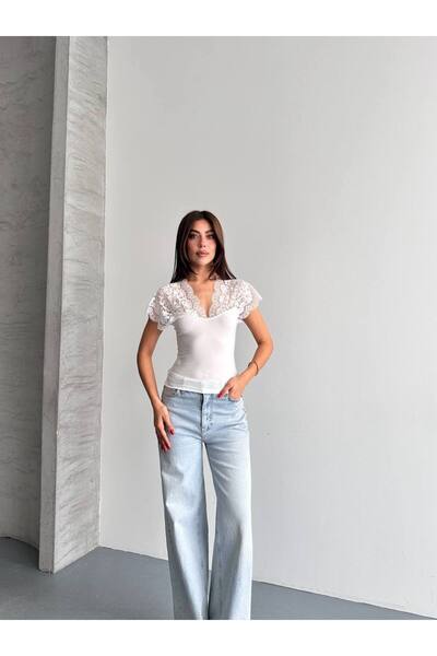 fhk atelier Dantelli Kısa Kol Bluz