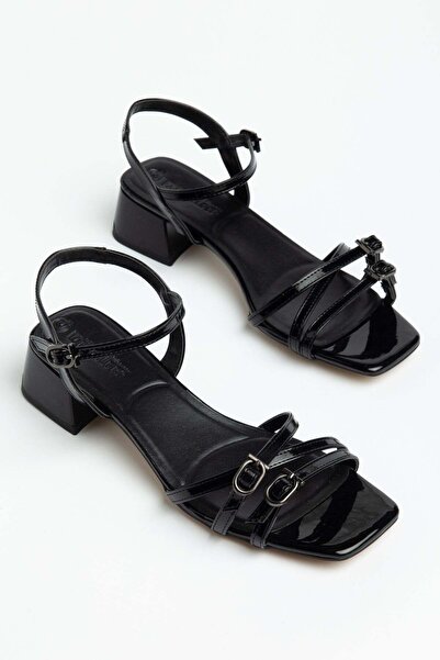 Dilimler Ayakkabı Γυναικεία πέδιλα με χαμηλό τακούνι μεγάλου μεγέθους, μαύρα ...