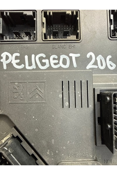 Siemens Πίνακας ασφαλειών BSI Peugeot 206 9653667680, S118085220E