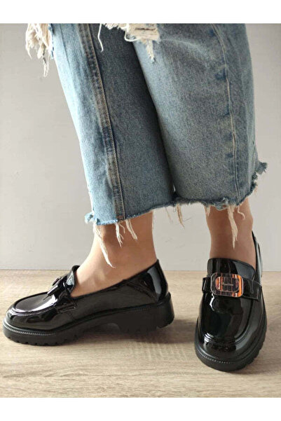 FORMAZIONE Γυναικεία παπούτσια casual 10690 από μαύρο λακαριστό δέρμα - Μαύρο...