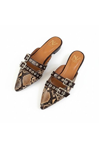 NE&VE SHOES Καφέ δερμάτινες παντόφλες Sabo με λεπτομέρεια από δέρμα φιδιού κα...