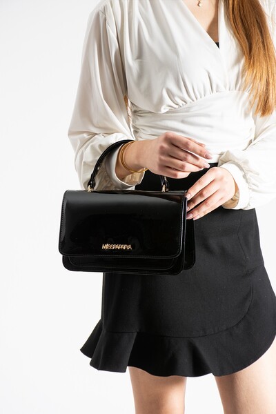 MissPapatya LAVINYA Γυναικεία τσάντα χειρός και ώμου από μαύρο λουστρίνι με δ...