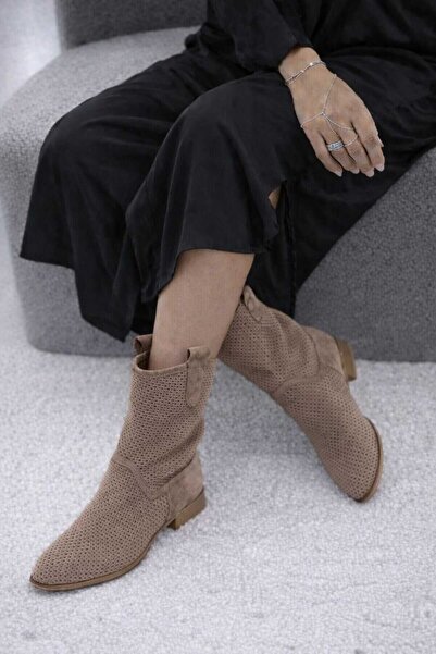 POTEEN Devine Suede Καλοκαιρινές Μπότες με Χαμηλό Τακούνι και Διάτρητο Σχέδιο...