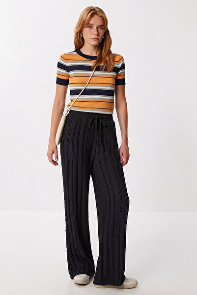 Lovelyİstanbul Textured Pocketed Stretch Knit Trousers Lci0069 Black