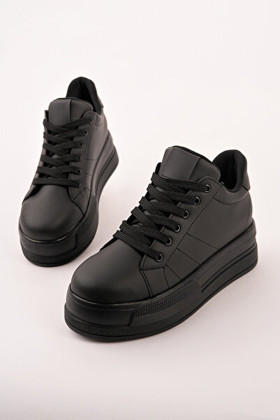 Madam Tarz Frm-001 Thick Sole Lace-Up Sports Shoes
