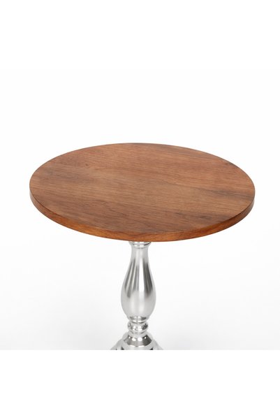 Vi Markets A classic side table with a wooden top and polished silver base