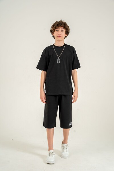 Mışıl Kids Αθλητικό σετ με κεντημένο κολιέ και σορτς για αγόρια - Σετ μπλουζάκι