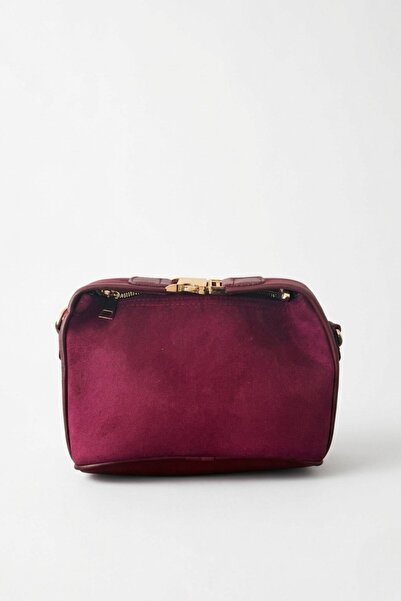 VELLABAGS Burgundy Women's Hand and Shoulder Bag – Stylish Design with Zipper
