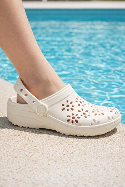 Crocs Çiçek Desenli Kadın Terlik