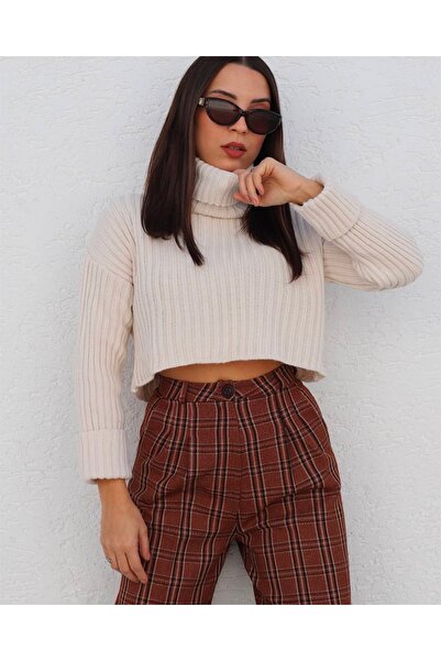 BKUzer Turtleneck crop sweater
