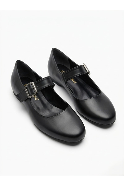 LOVE SHINE Ermosa Büyük Numara Mat Deri Yuvarlak Burun Ayarlanabilir Bantlı K...