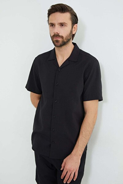 Fulla Moda Buttoned Short Sleeve Regular Fit Shirt