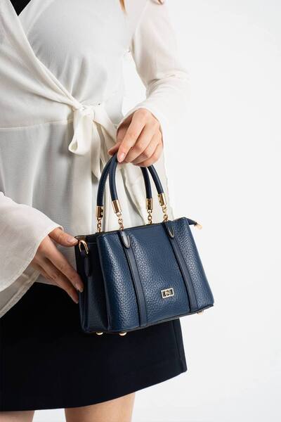 H&D COLLECTİON Gold Detailed Women's Hand and Shoulder Bag