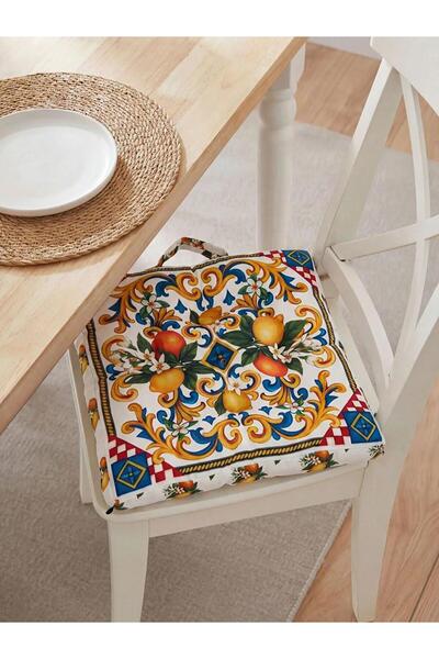 LC Waikiki وسادة مبطنة بطبعة ليمون مختلطة (S6)