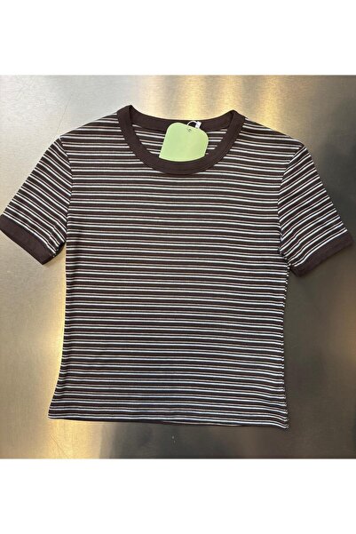 IŞILDA FASHION Μπλουζάκι Işılda με ρίγες και λαιμόκοψη ποδηλάτου