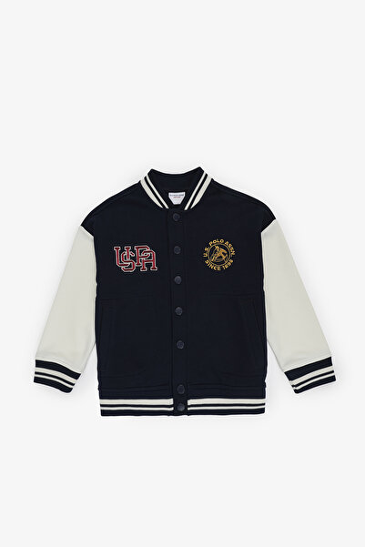 U.S. Polo Assn. سترة محبوكة باللون الأزرق الداكن للأولاد 50308581-VR033