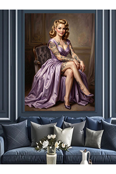 Artmeg Femeie elegantă tatuată în rochie mov clasică - Tablou decorativ din p...