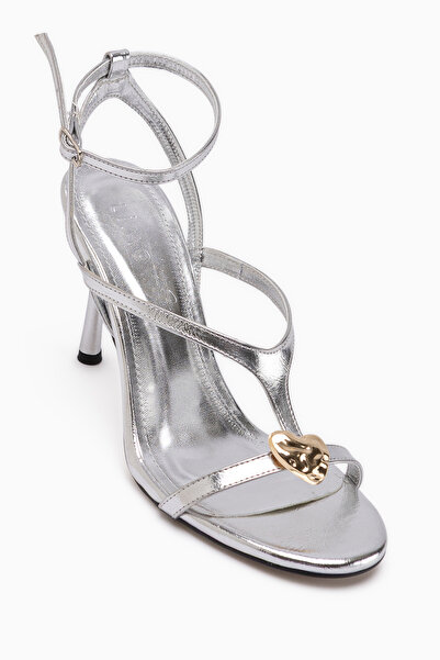 Limoya Γυναικεία παπούτσια με τακούνι Sweta με ασημένια αγκράφα στον αστράγαλο