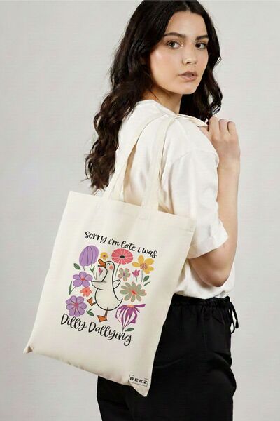 BEKZ Textile Shopping Bag, Tote Bag, model Sorry I’m late I was dilly dallyin...