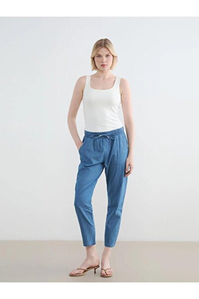 LC Waikiki Γυναικείο τζιν παντελόνι Carrot Fit με ελαστική μέση (S6)