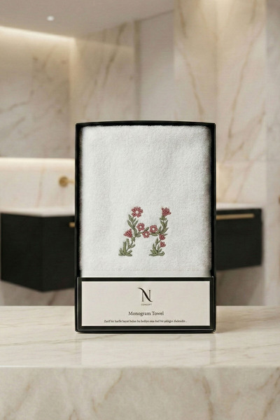 N Concept Πετσέτα προσώπου από μπαμπού με κεντημένο μονόγραμμα (50 x 90 εκ.)