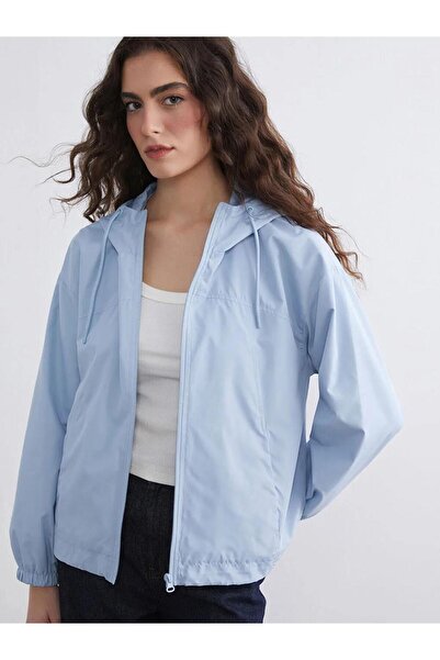 LC Waikiki Γυναικείο αδιάβροχο με κουκούλα και oversized εφαρμογή (S6)