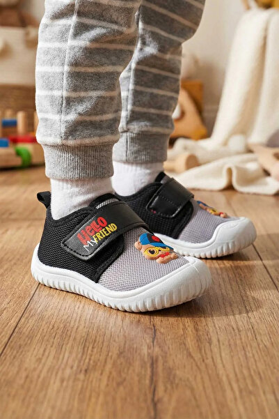 Elit حذاء أطفال رجالي مريح وخفيف الوزن باللون الأسود من Gezer 6316