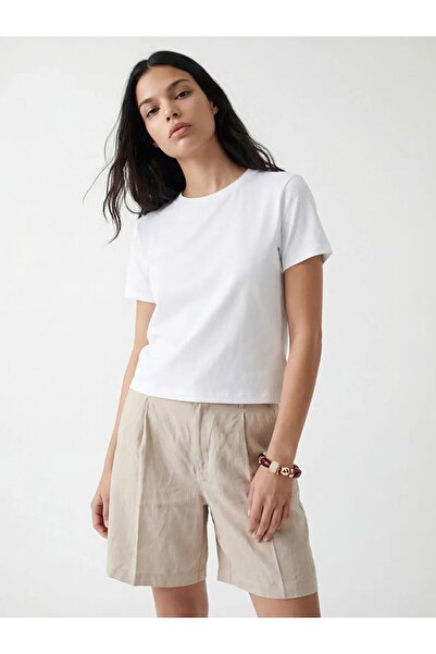 LC Waikiki Γυναικείο T-shirt με λαιμόκοψη ποδηλάτου (S6)