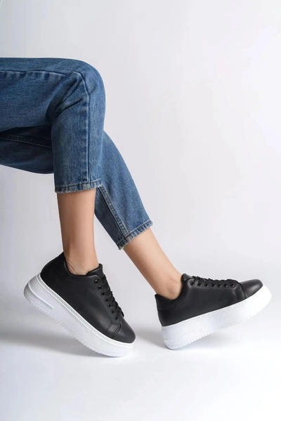 Scarpebutik 111 Αθλητικά παπούτσια sneaker με κορδόνια και σόλα