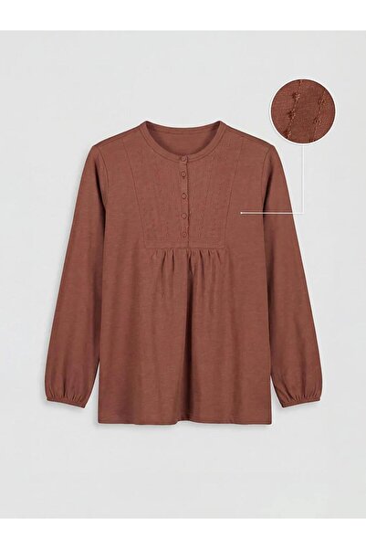 LC Waikiki Μπλούζα με κέντημα σε λαιμόκοψη ποδηλάτου (S6)