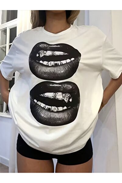 PAVRO Unisex Tshirt Quality Fabric Black Two Lips Printed Comfortable Fit Tshirt