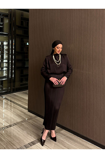 QASHE Σετ με φούστα και κολιέ με πέρλες