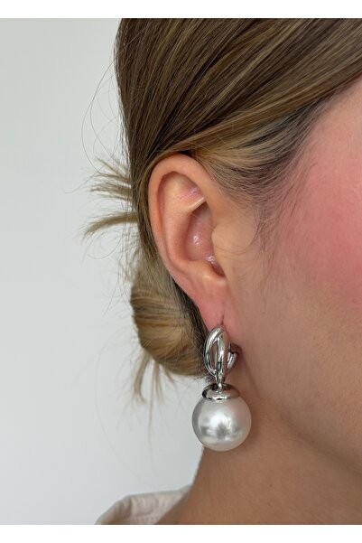 KİLİGİSTANBUL Large Pearl Earrings