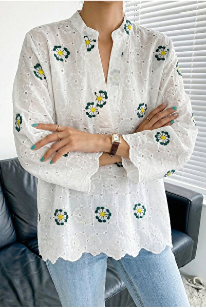 FEMELLE Γυναικεία βαμβακερή μπλούζα με κέντημα λευκών λουλουδιών και κέντημα ...