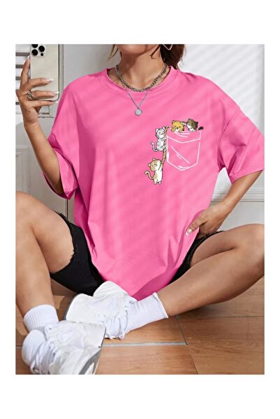 By Layina Cats in the Pocket Printed Women's Oversize T-Shirt / T-Shirt