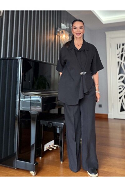 Atelier Derin Μαύρο Παντελόνι Παλάτσο με Κοστούμι Πουκάμισο και Καρφίτσα