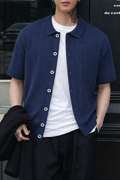 Tarz Cool قميص تريكو رجالي مخطط بياقة كارديجان صيفي بقصة مريحة