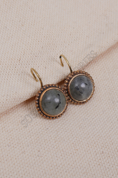 Süspüs Accessories Authentic Earrings with Labradorite Stone in the Center