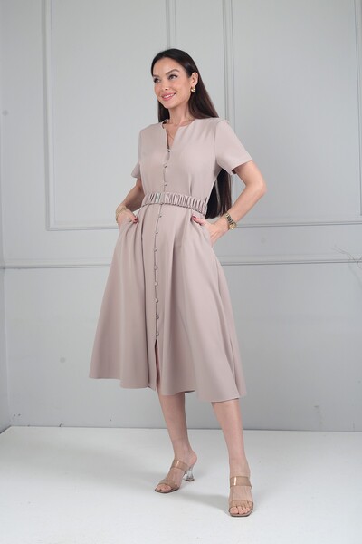 By Saygı Γυναικείο μίντι φόρεμα με μεταλλικά κουμπιά μπροστά, κοντά μανίκια κ...