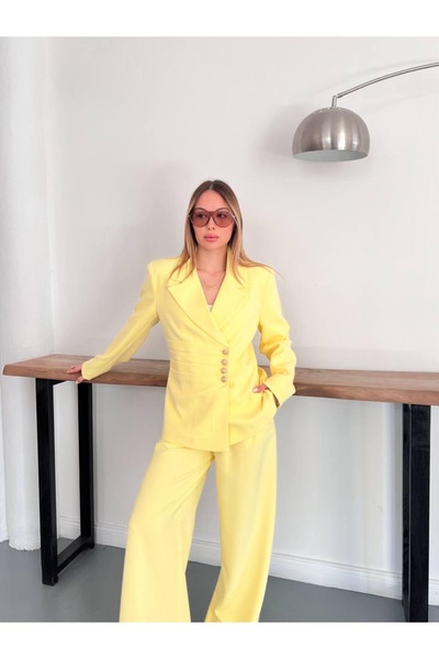 Ekim Store Σετ με δύο μπλέιζερ με κουμπιά και πλαϊνό κλείσιμο